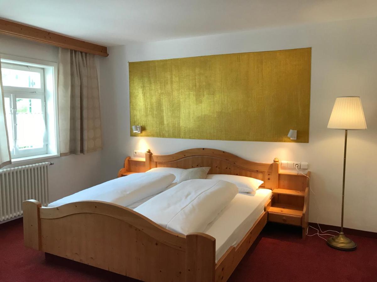באד אוברקינגן Hotel Hohe Schule חדר תמונה